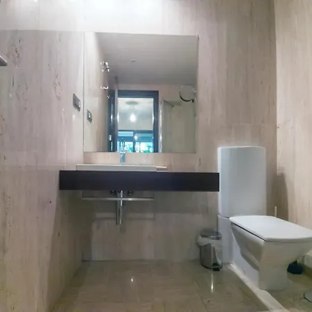 Designer Ground-floor La Medina De Banus,