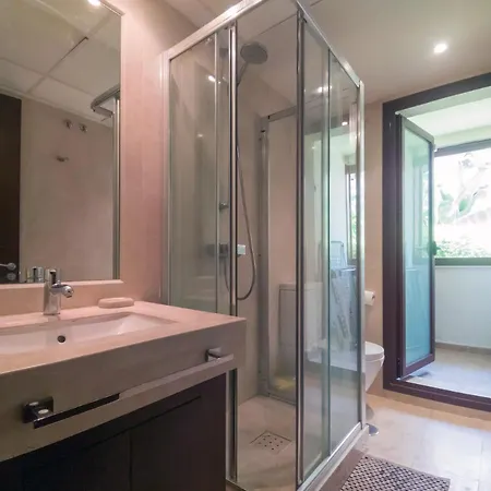 Designer Ground-floor La Medina De Banus, Marbella