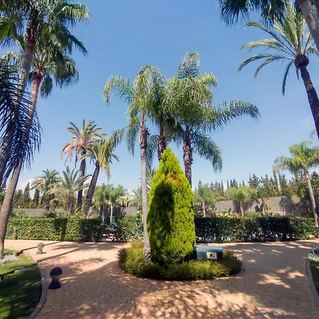 Designer Ground-floor La Medina De Banus,